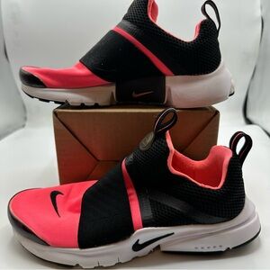 Nike Air Women SZ Y5Presto Extreme Pink & Black Running Shoes